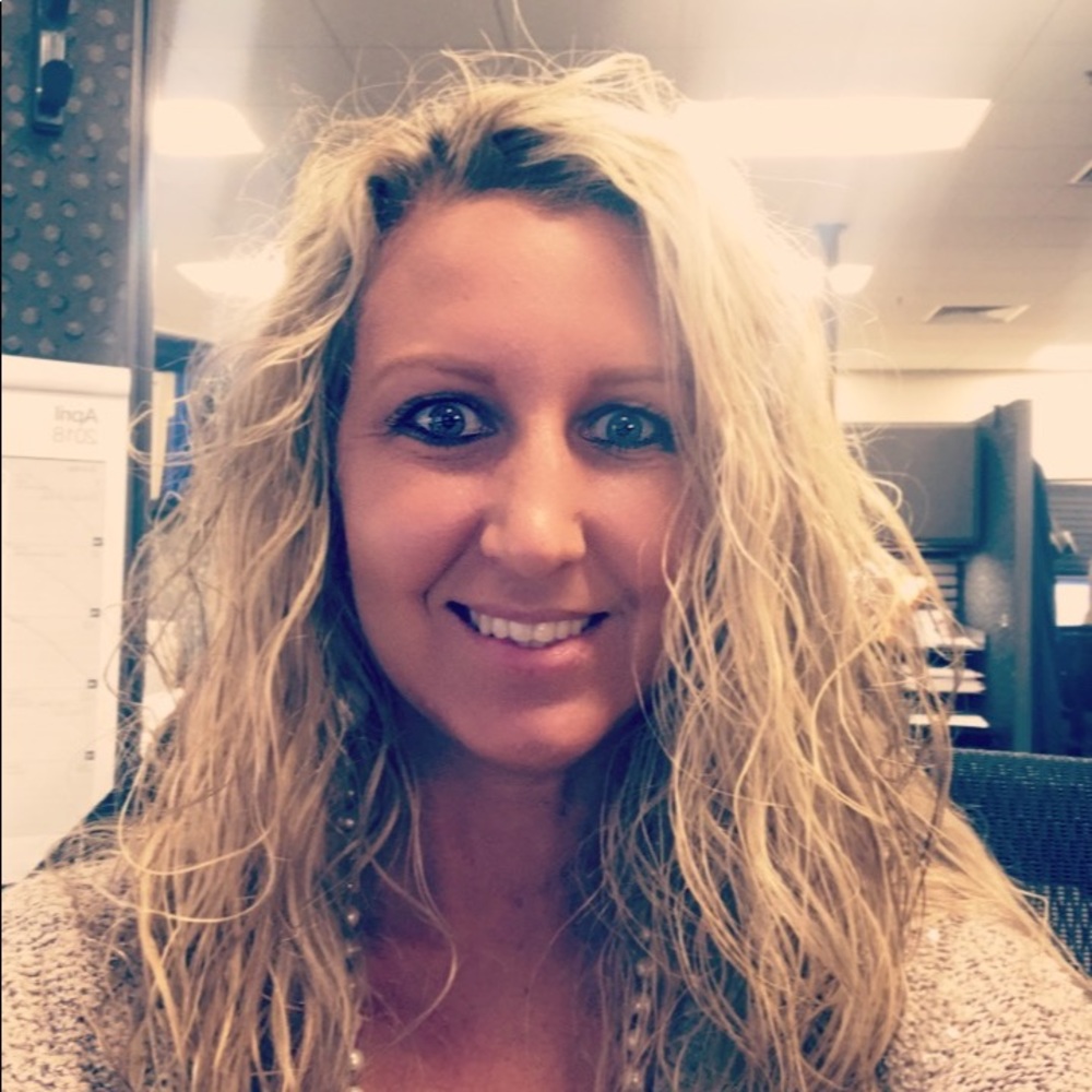 Meet your Posher, Sabrina